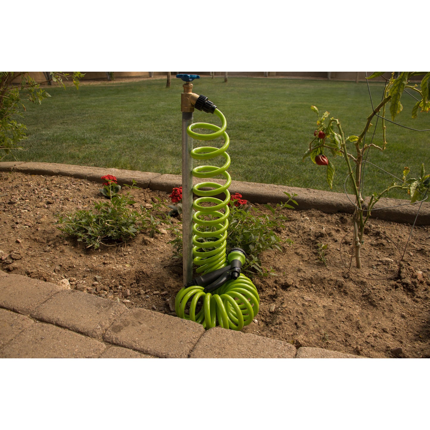25' Green Coil Hose w/8-Pattern Plastic Nozzle 26380