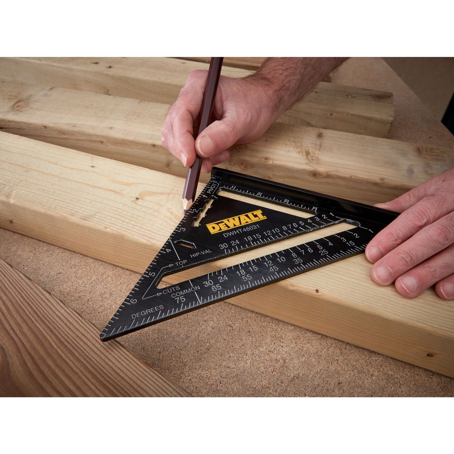 DeWalt DWHT46031 18cm / 7" Premium Rafter Square