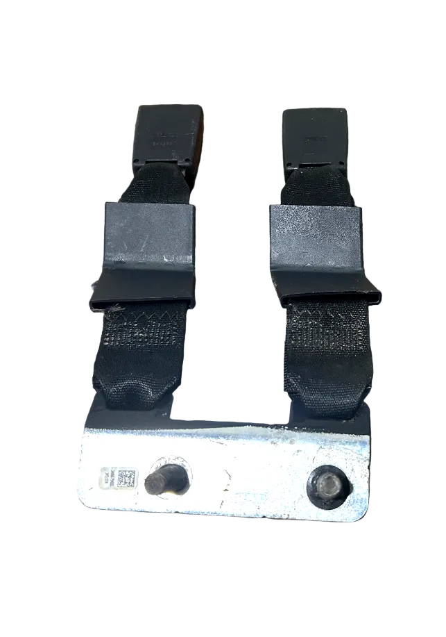 2011-2016 Ford F250 Crew Cab Rear RH and LH Side 2nd Row Seat Belt Buckle Black USED OEM P#33035774C