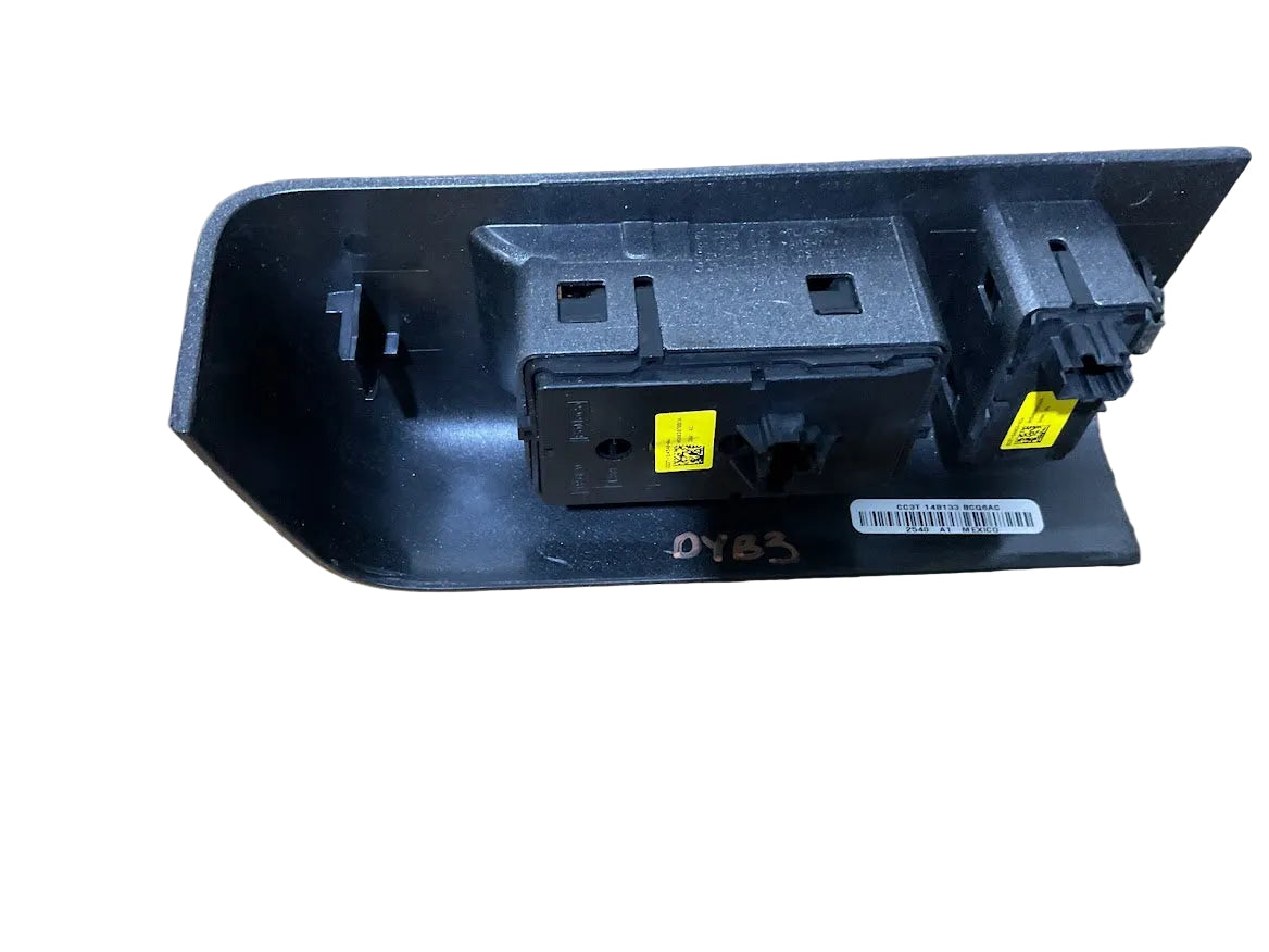 2011-2016 Ford F-250/F-350/F-450/F-550 & 17-26 F-650/F-750
LH Front Driver Window Switch Grey USED OEM P#CC3T-14B133-BCQ6AC