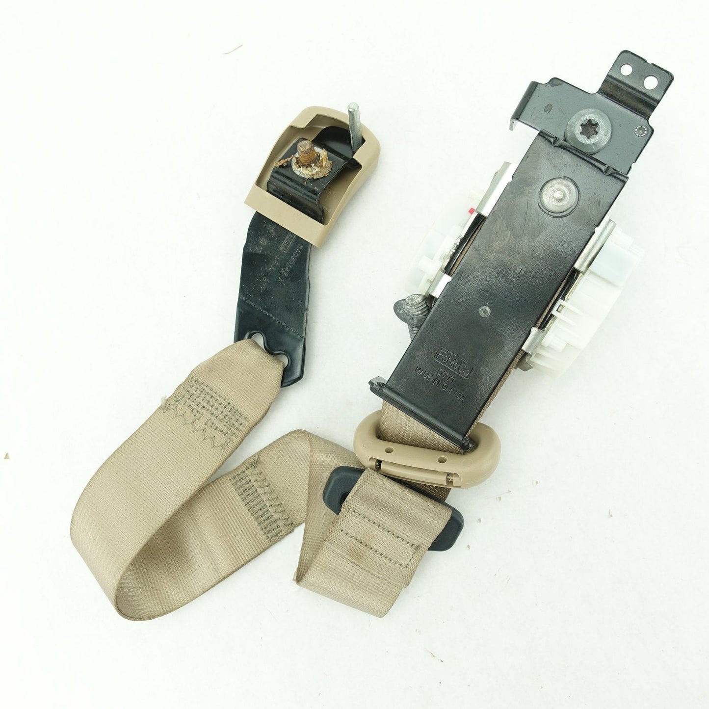 2009 2010 2011 2012 2013 2014 2015 16 Ford F250 F350 Right Rear Seat Belt Tan