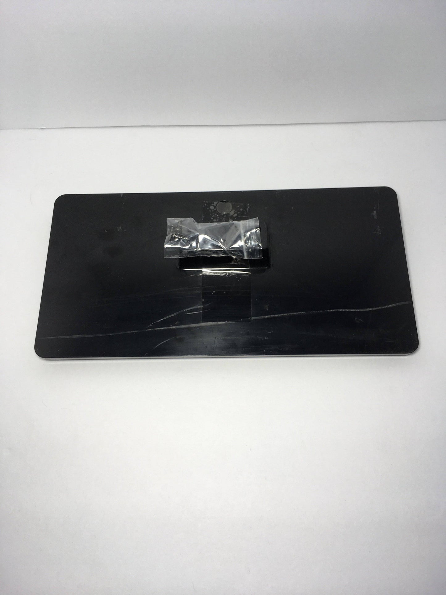 Emerson LF320FX4F TV Stand/Base