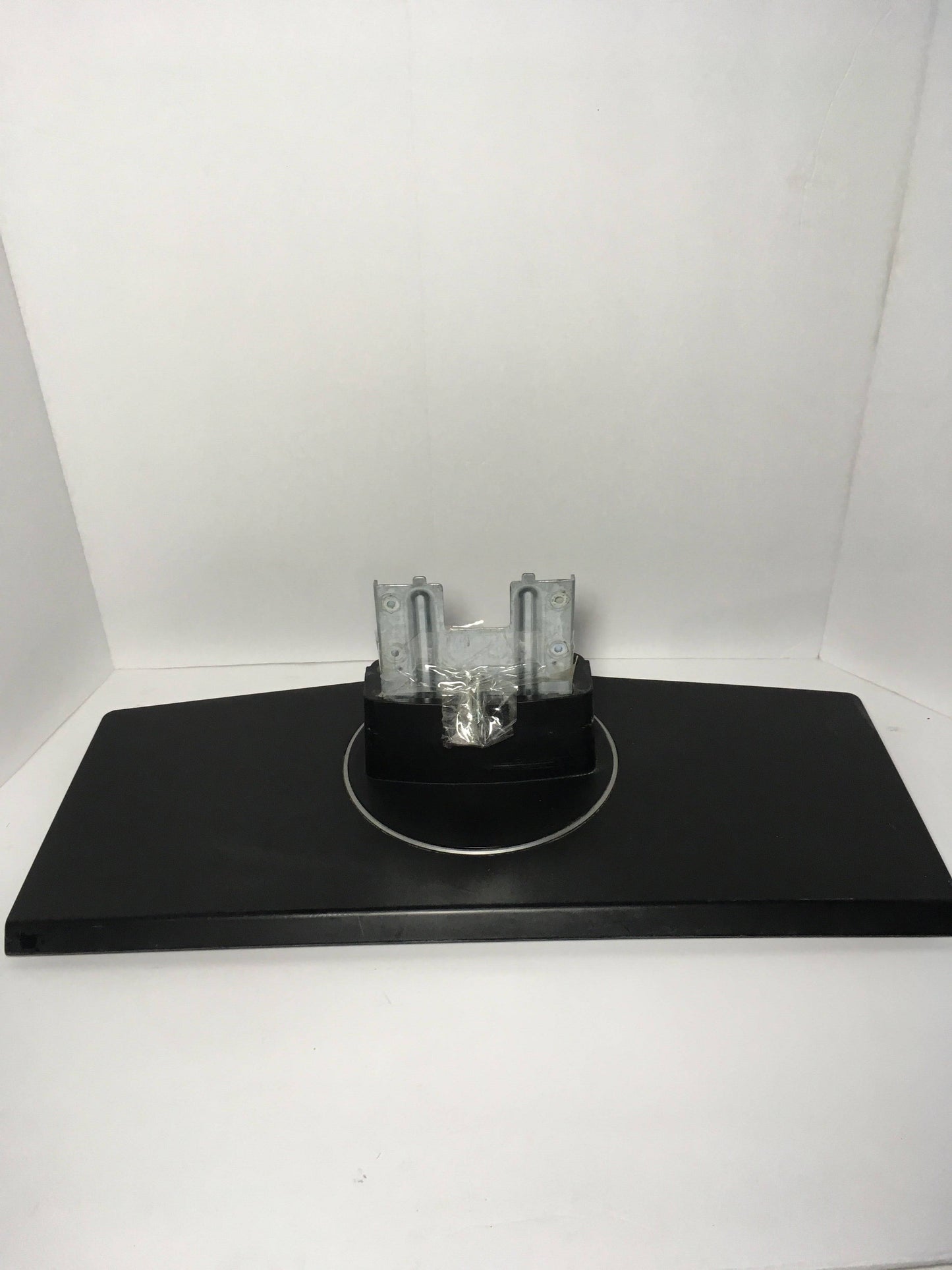 LG 32LC5DCB-UA Stand