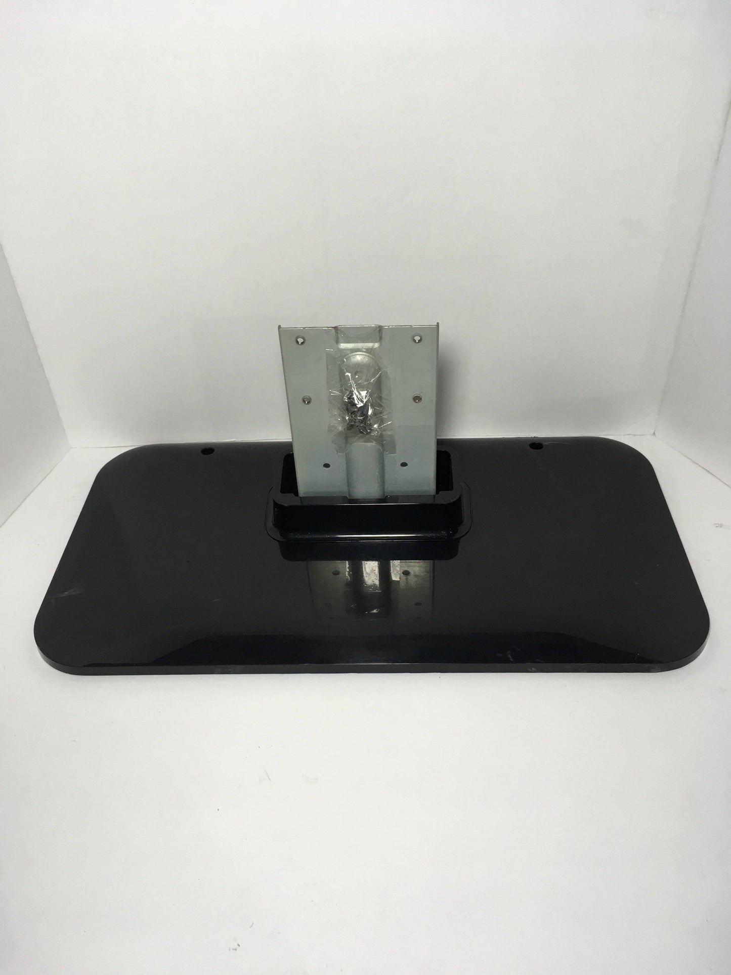 Emerson LC407EM1 Stand