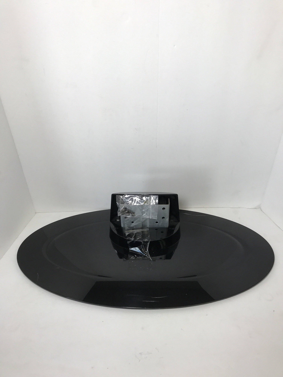 Vizio XVT473SV TV Stand/Base