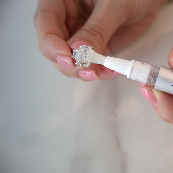 Sparkle Wand - Jeweler Cleaner in a Pen