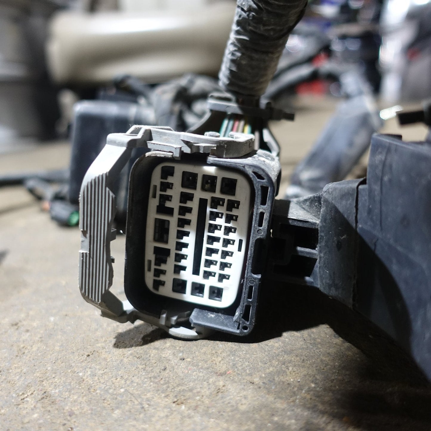 2017 Ram 2500 3500 6.7 Fire Wall Positive Battery Cable Aux PDC Relay Box