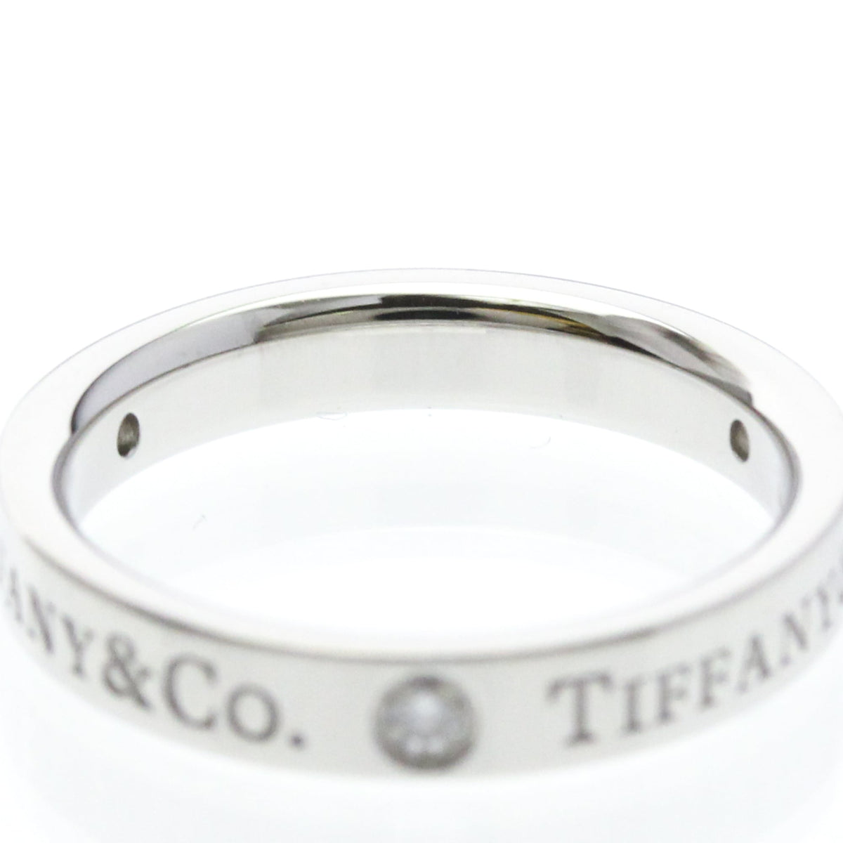 Tiffany Three Diamond · Platinum
