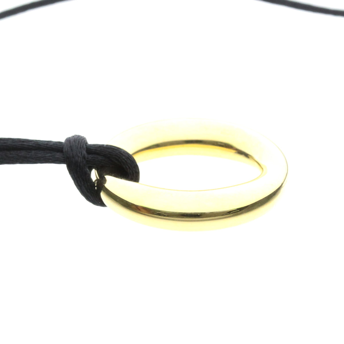 Tiffany Sebiana · 18K Yellow Gold