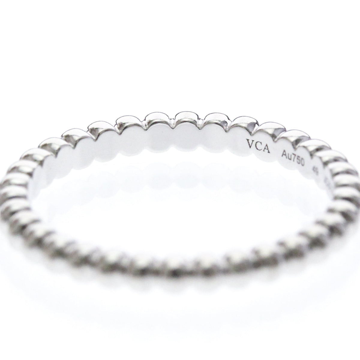 Van Cleef & Arpels Perlee · 18K White Gold