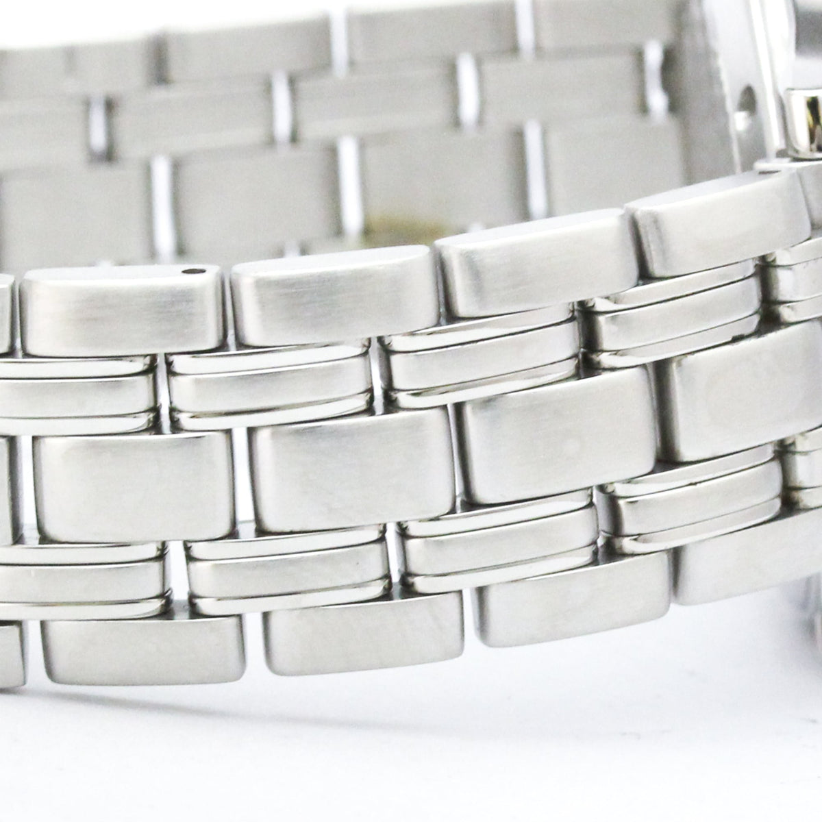 Omega Seamaster Professional 300M · Steel