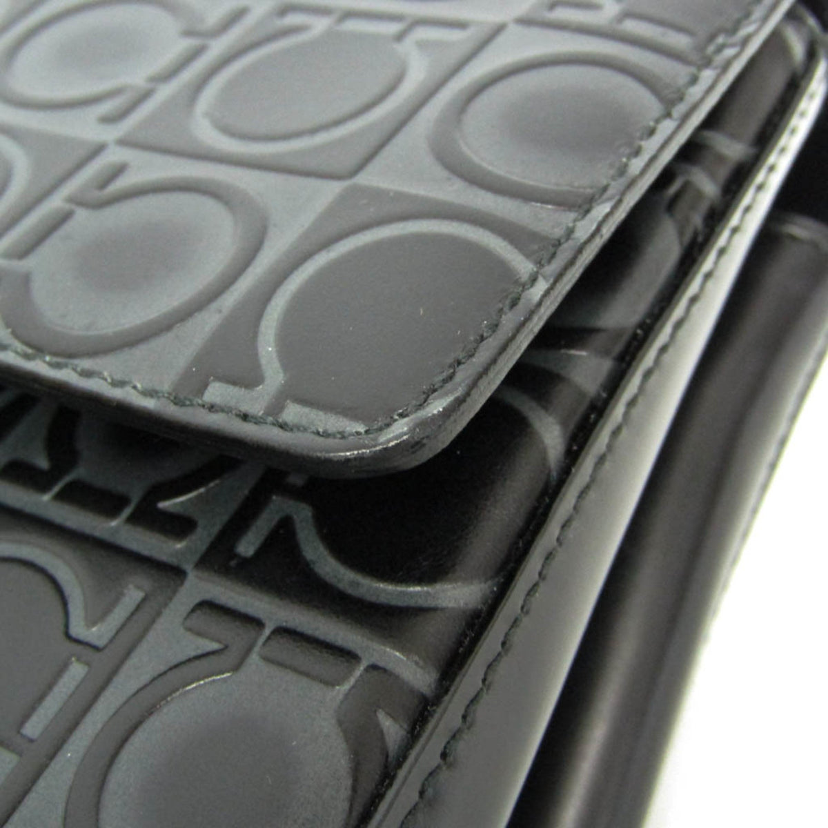 Salvatore Ferragamo Gancini · Embossed