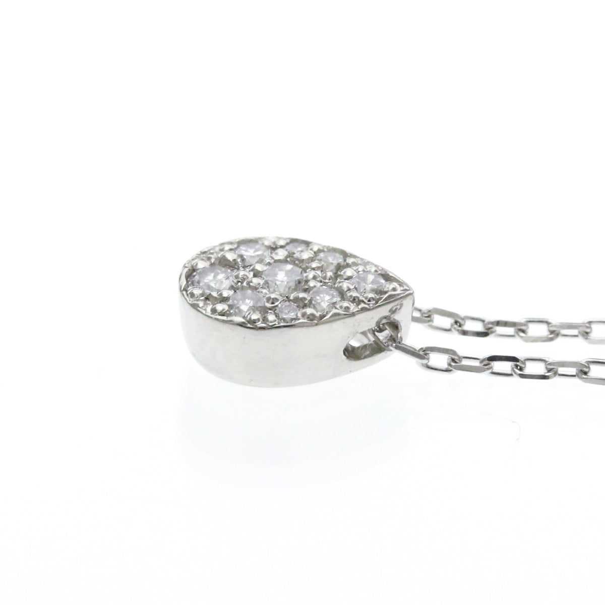 Vendome Aoyama · Pear Diamond · Platinum