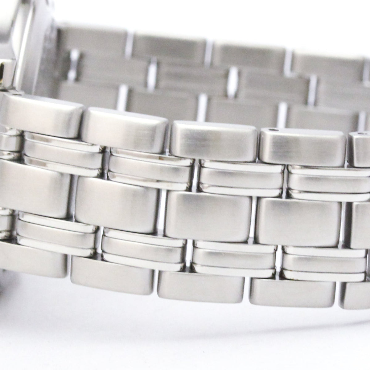 Omega Seamaster Professional 300M · Steel