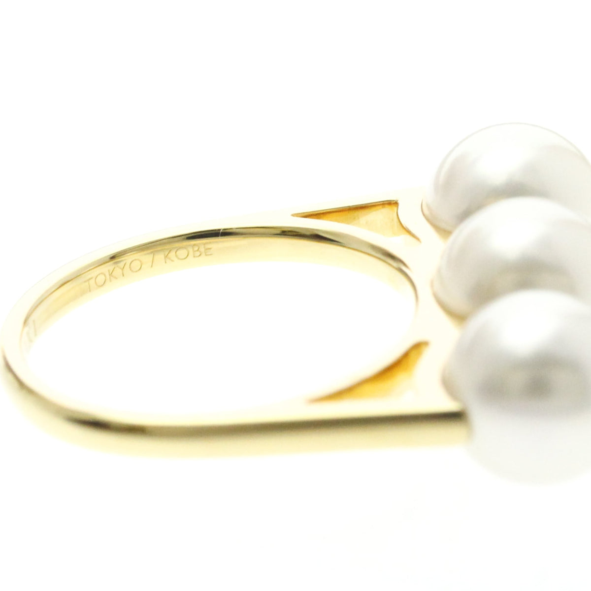 Tasaki Balance Ella · 18K Yellow Gold · Pearl