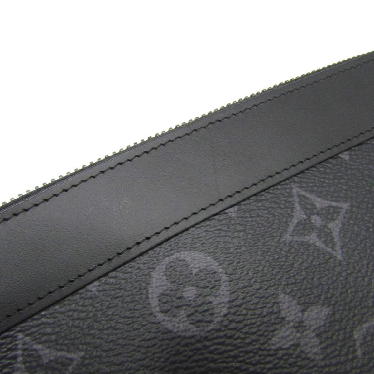 Louis Vuitton Pochette Discovery · Eclipse