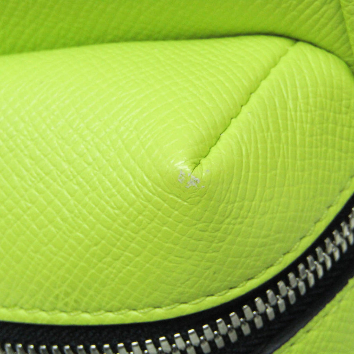 Louis Vuitton Outdoor Messenger · Taigarama