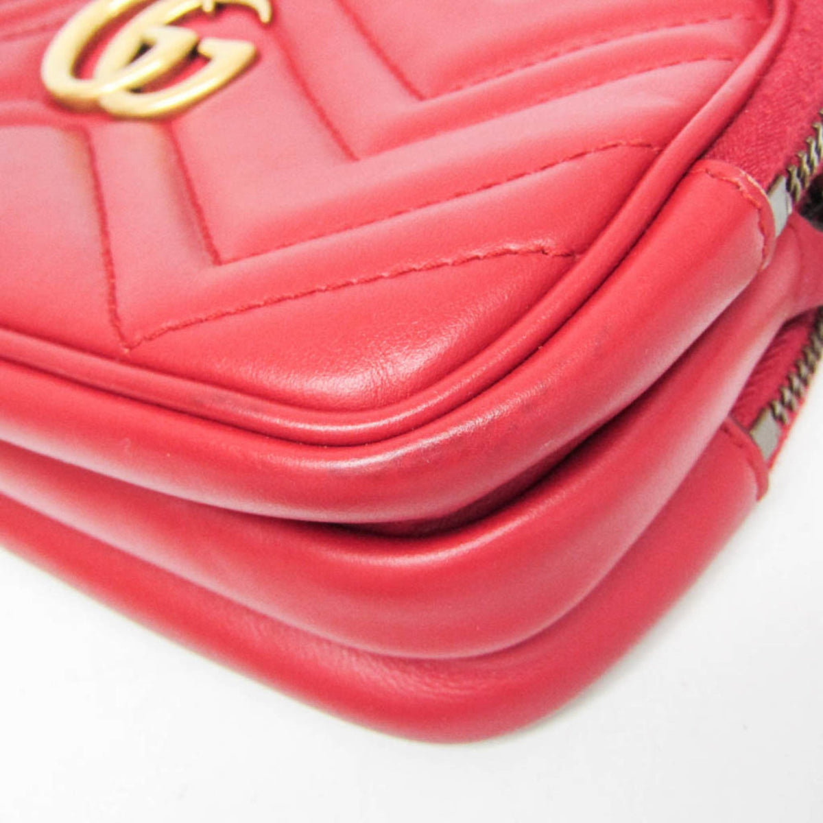Gucci GG Marmont · Leather