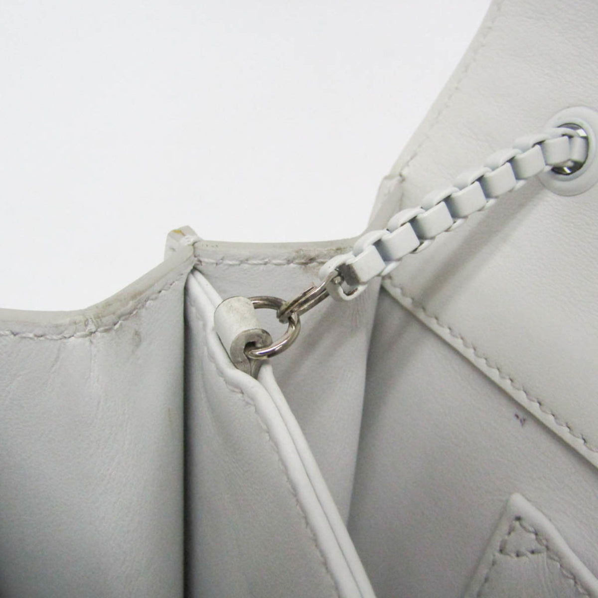 Salvatore Ferragamo Gancini · Leather