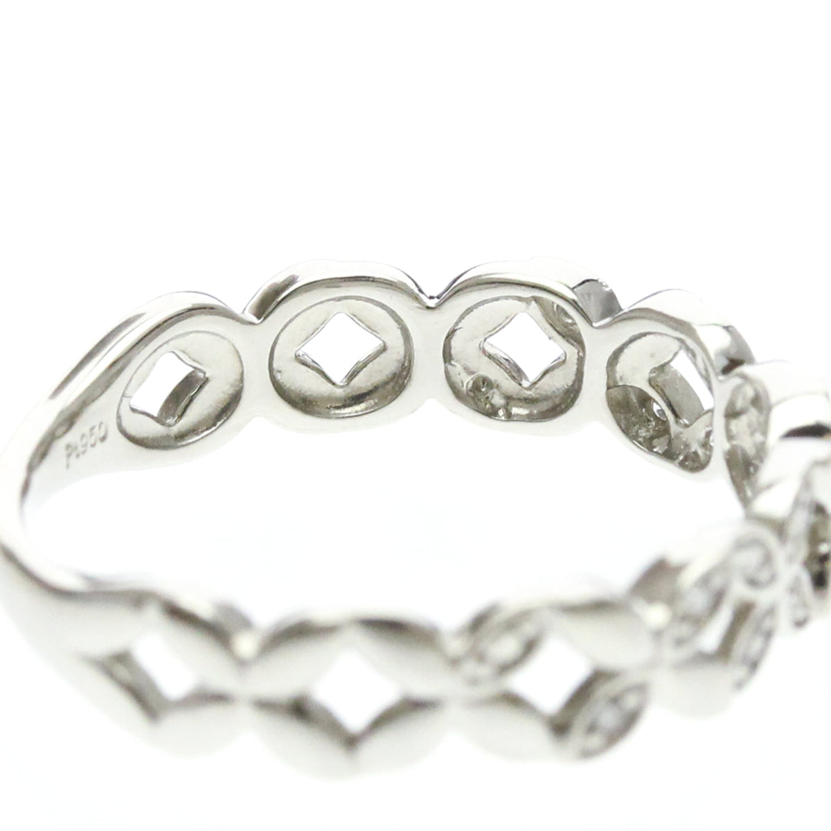Vendome Aoyama Diamond Flower · Platinum
