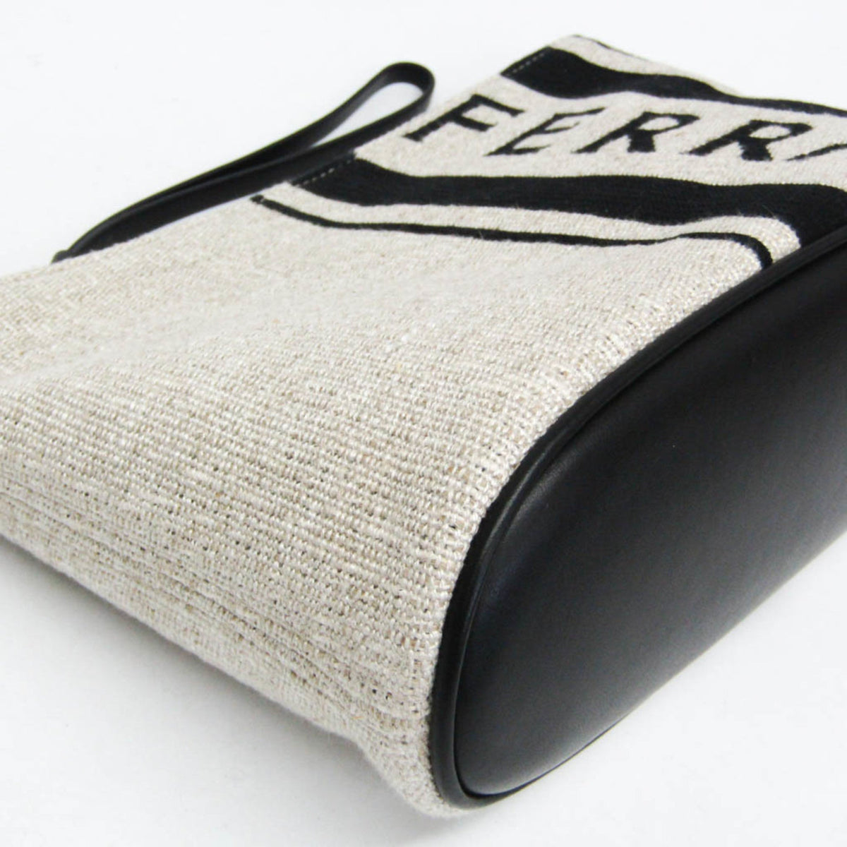 Salvatore Ferragamo Logo Pouch · Leather