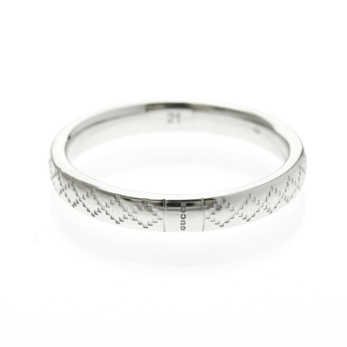 Gucci Diamantissima · 18K White Gold