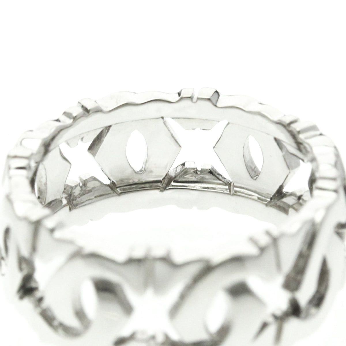 Cartier Entrelacé · 18K White Gold