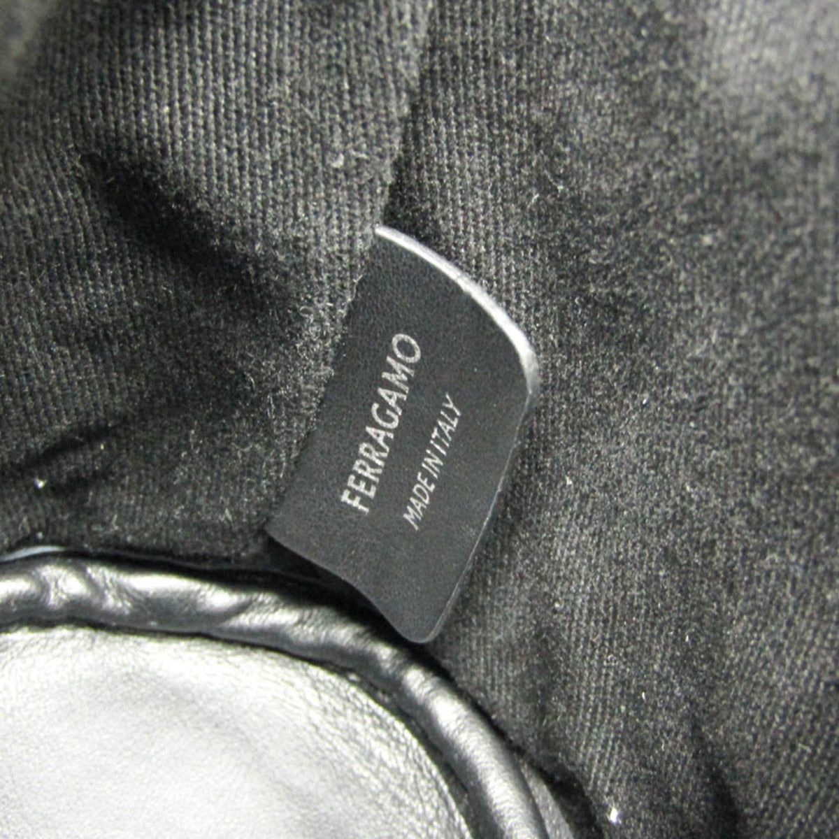Salvatore Ferragamo Logo Pouch · Leather
