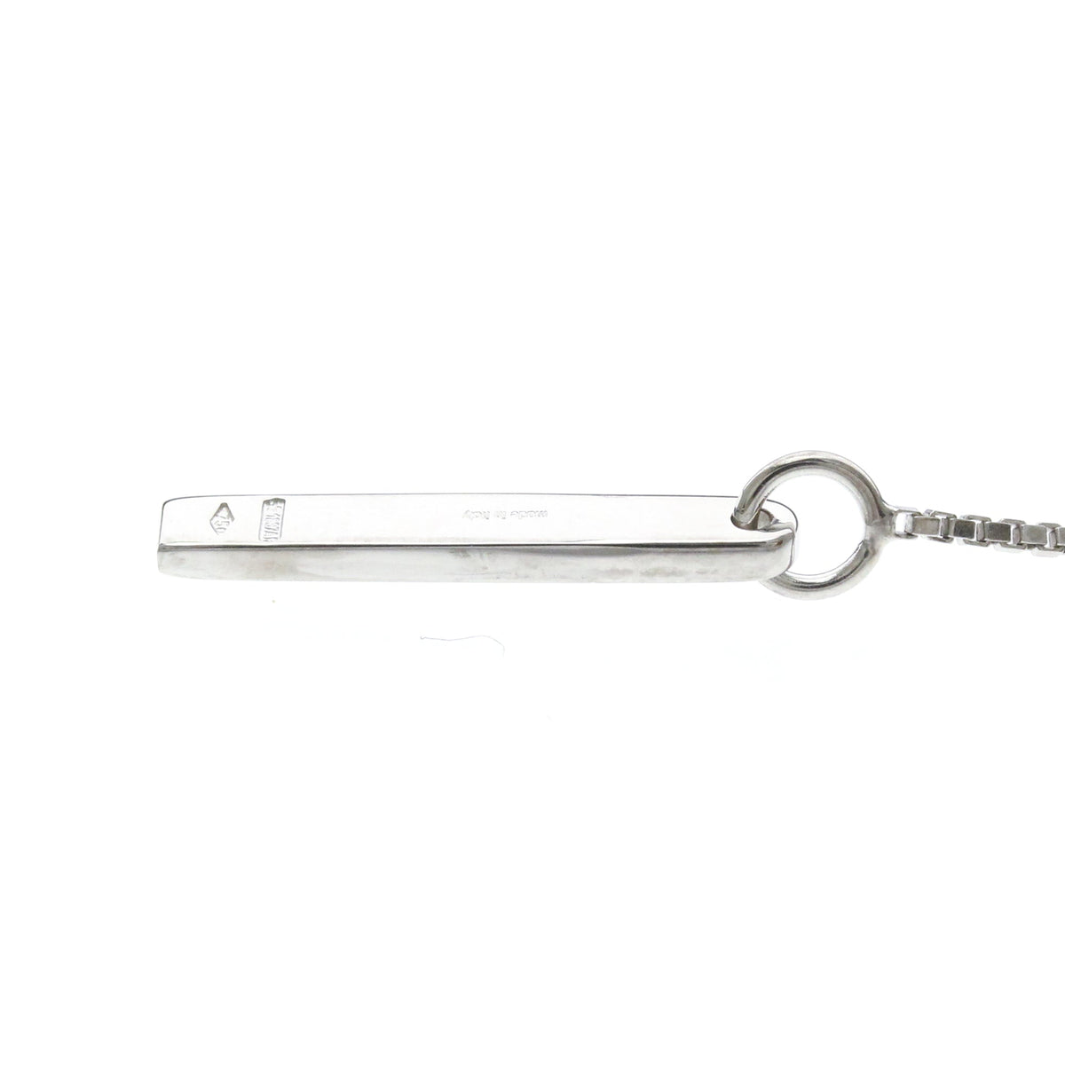 Gucci Lariat · 18K White Gold