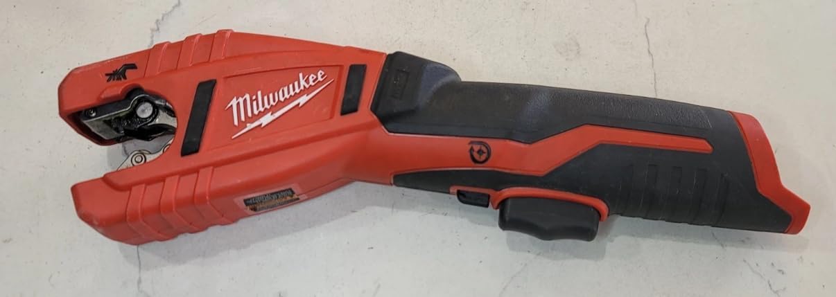 Milwaukee 2471-20 M12 Cordless Lithium Ion 500 RPM Copper Pipe and Tubing Cutter Adjustable from 3/8" to 1â€ Diameters (Battery Not Included, Power Tool Only)