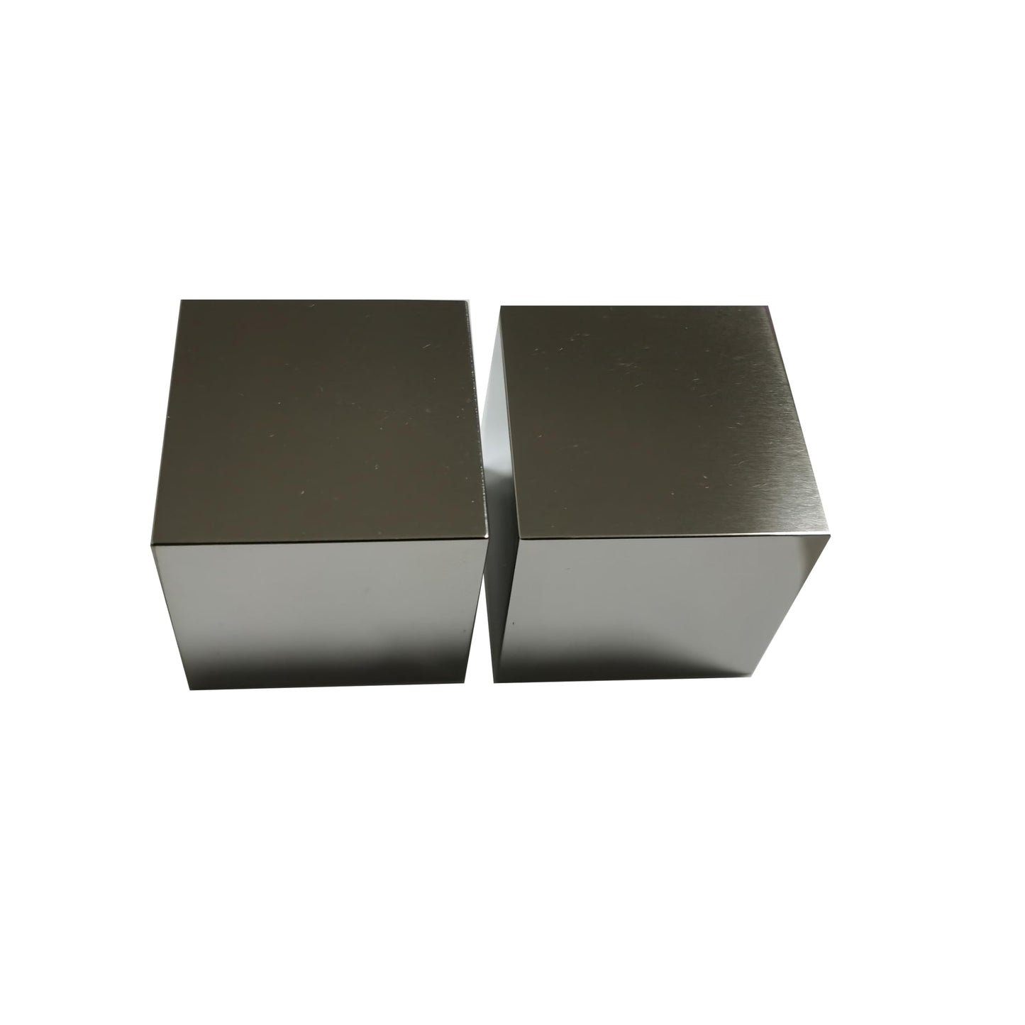 Scientific Metal Sample Block, Mirror Polished, No Engraving, R0.5 Chamfered Edges, Multiple Sizes & Alloys (GR1 (99.7 Titanium), 1.5inch Cube)