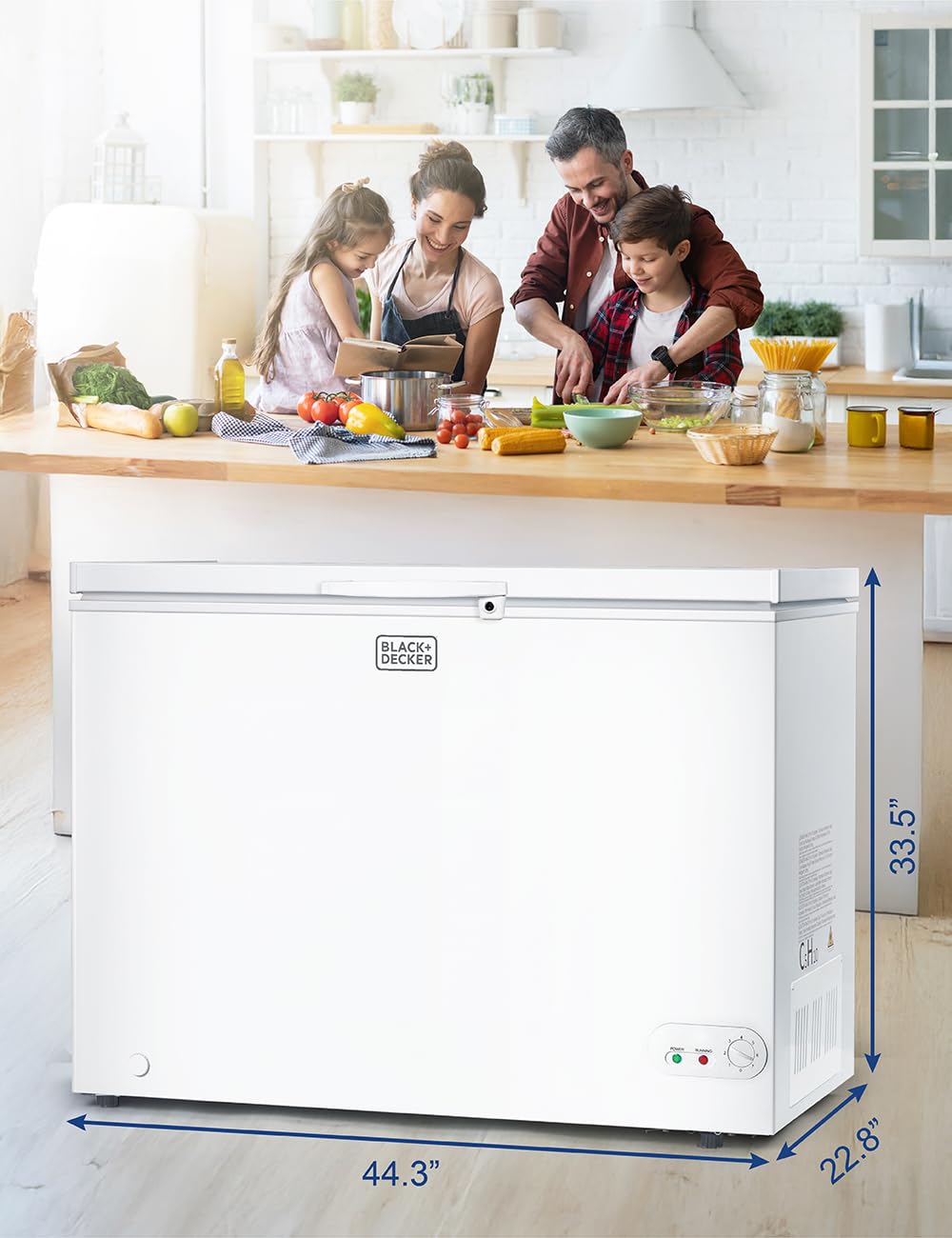 BLACK+DECKER 19.8 Cu. Ft. Chest Freezer, Deep Freezer with Top Opening, Freezer Chest with 2 Removable Storage Baskets, Mechanical Temperature Control, Manual Defrost, R600a Refrigerant,BCF1980E,White