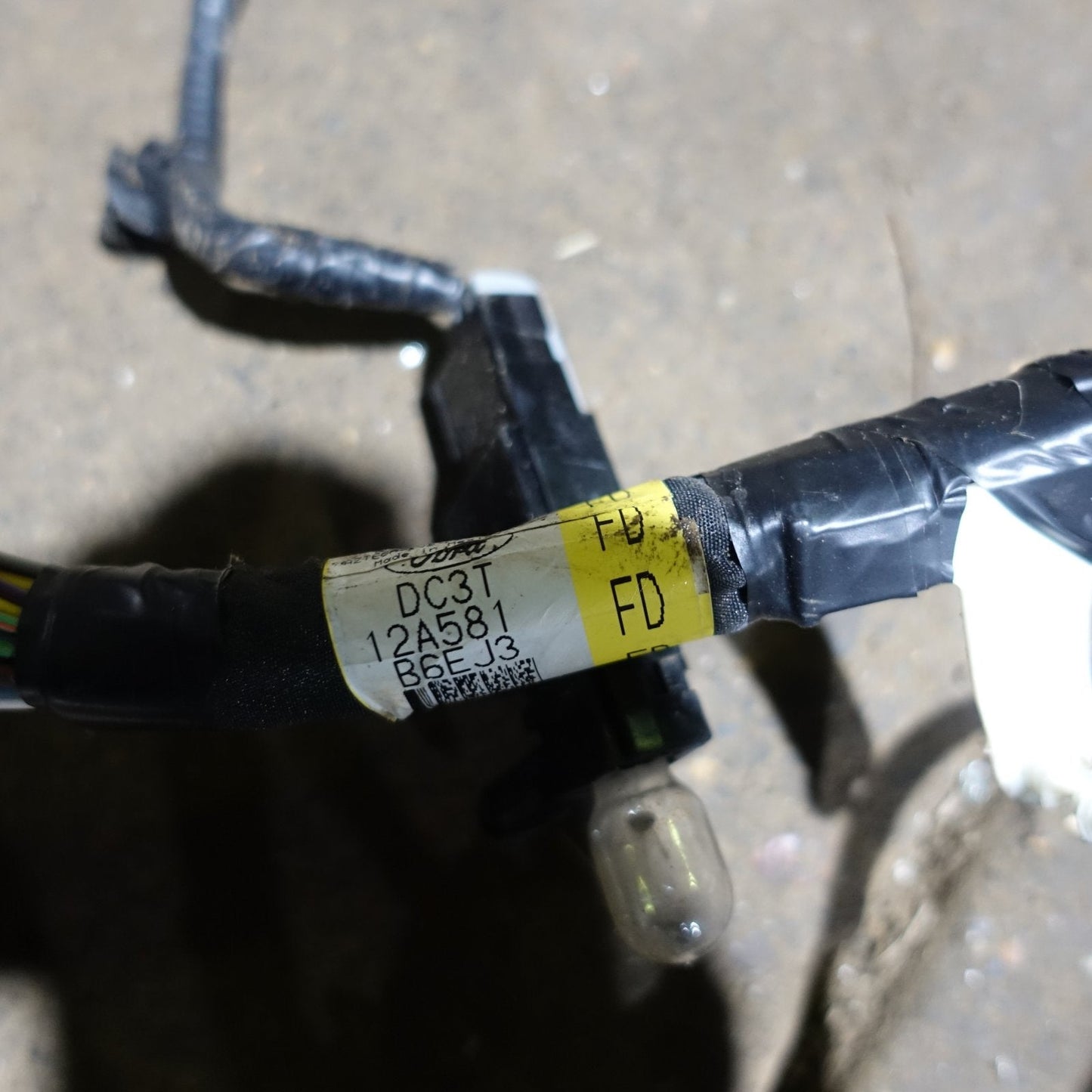 2013 2014 Ford F250 F350 6.7L Engine Fuse Box Bay Wire Harness Loom