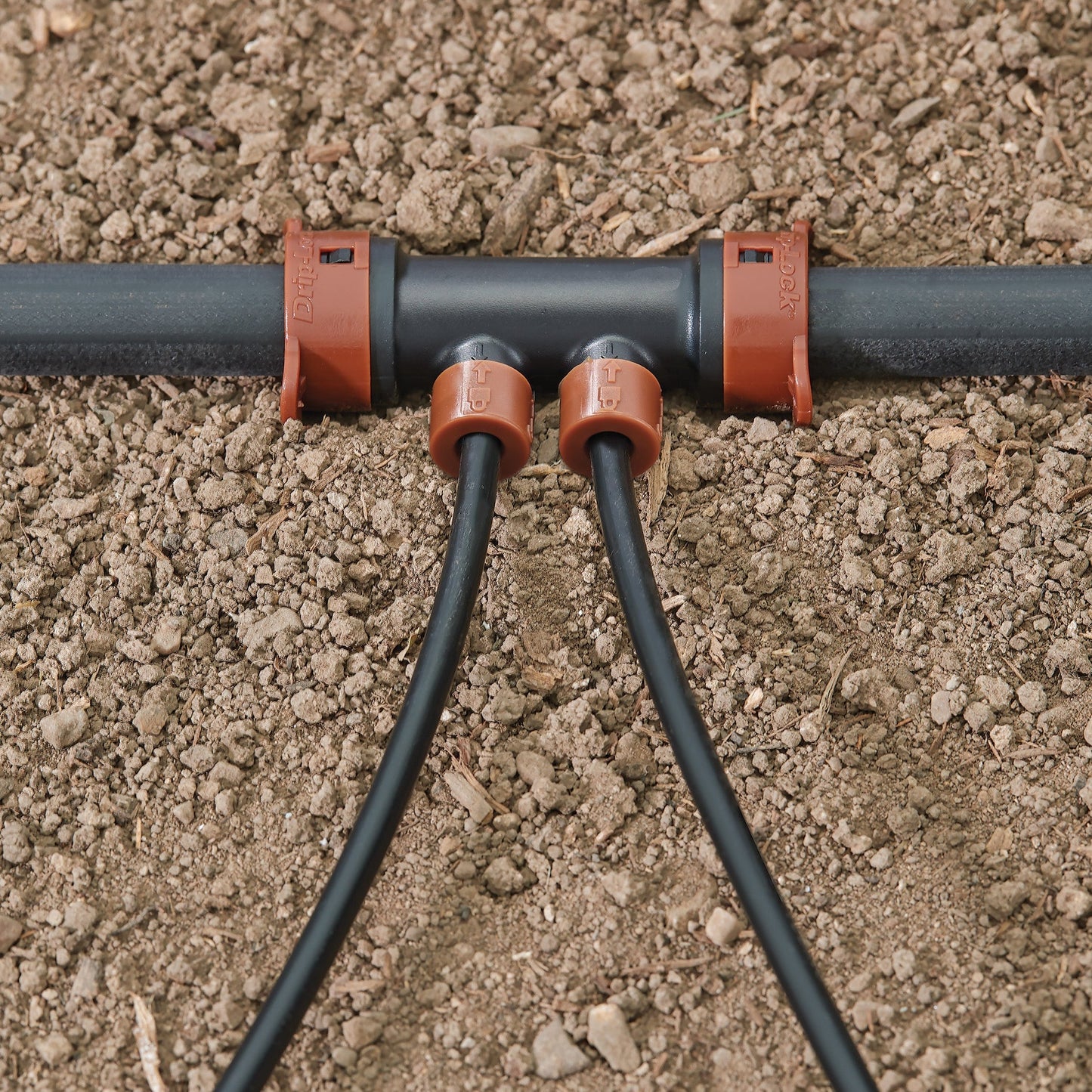1/2" x 1/4" Drip-Lock 2-Port Drip Manifold 67046