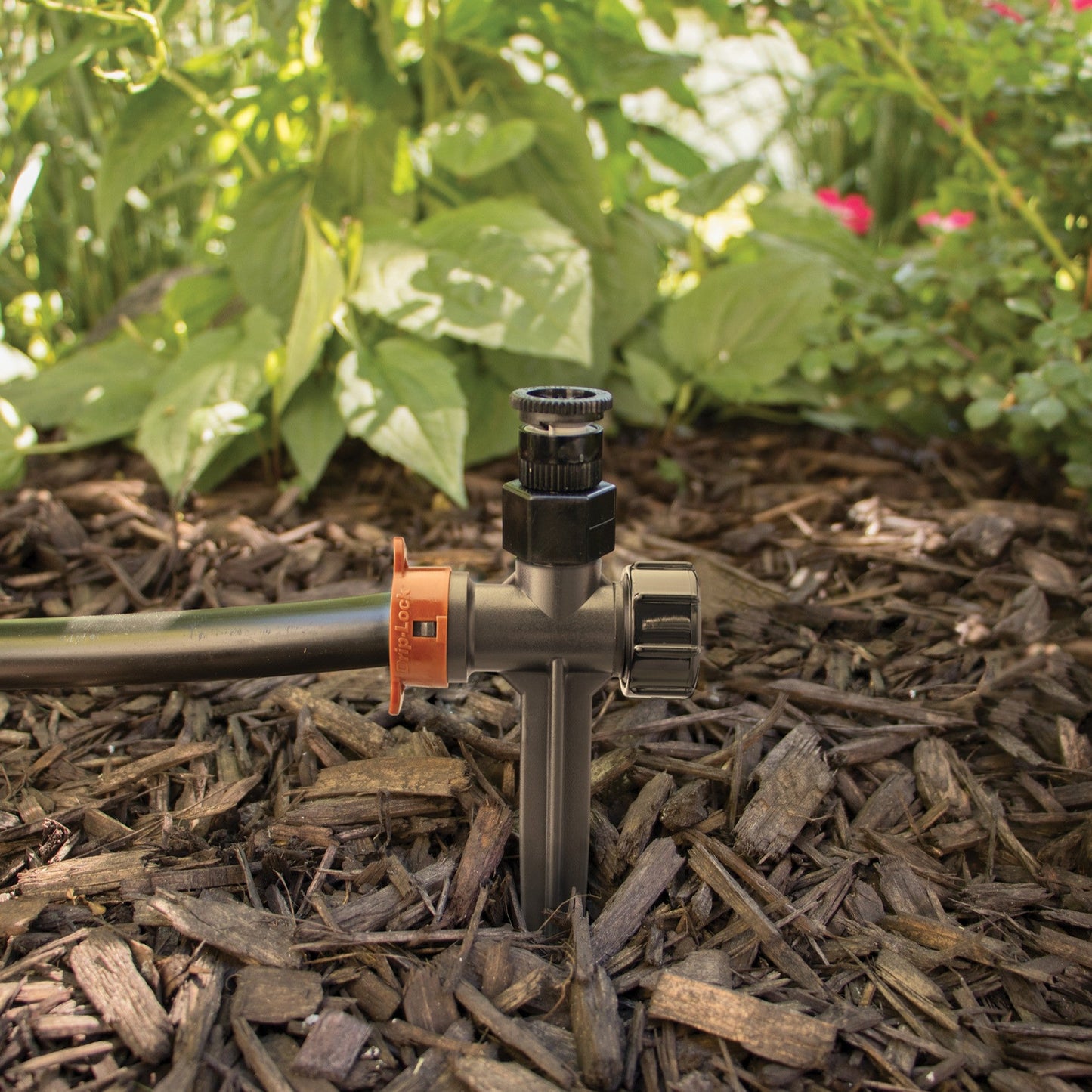 1/2" MPT x 1/2" Drip-Lock x 8" Stake with End Cap 67992