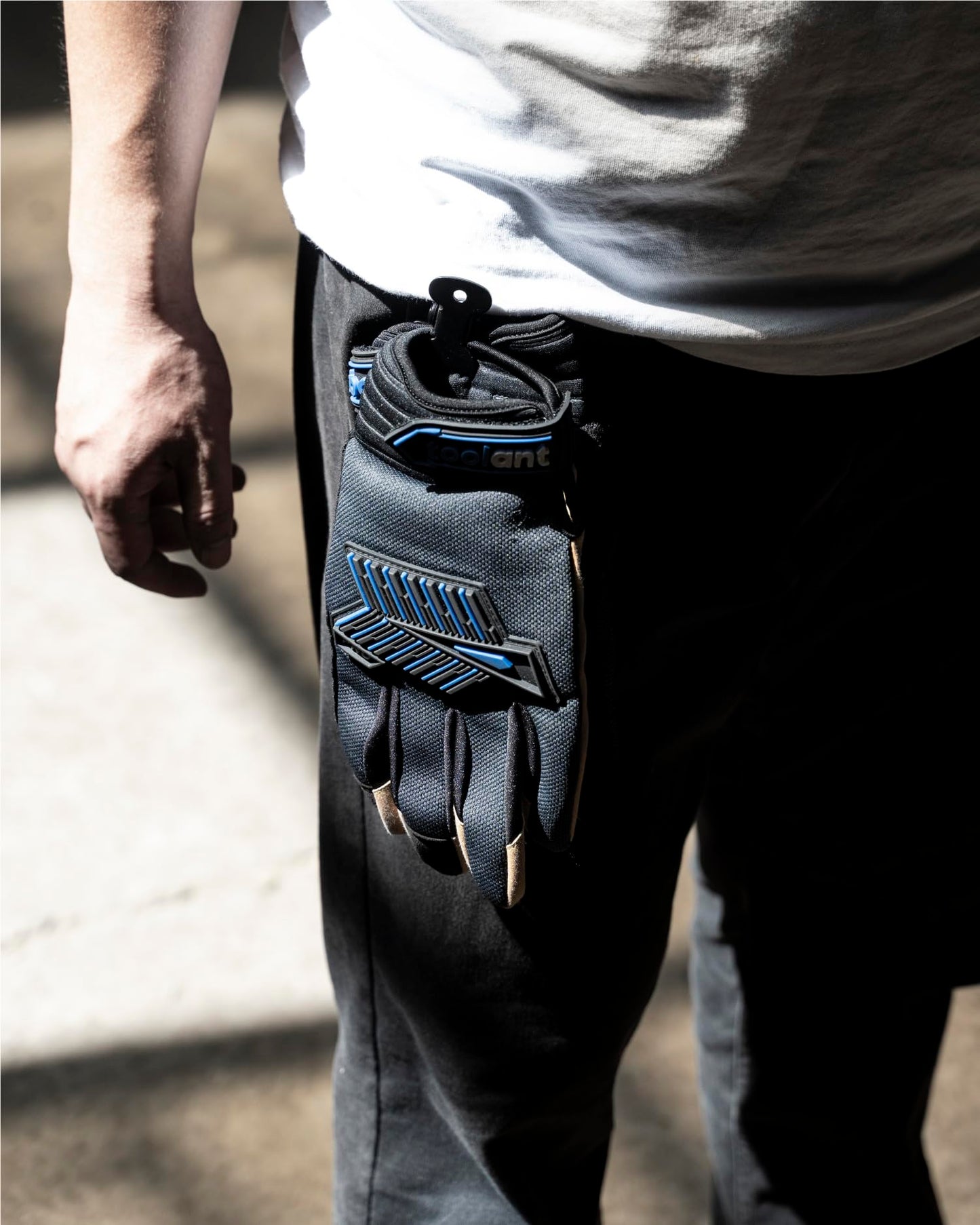 toolant Upgraded Waterproof Winter Work Glove with 3M Lining,Heavy Duty High Dexterity Leather Gloves,Touchscreen with Impact Protection
