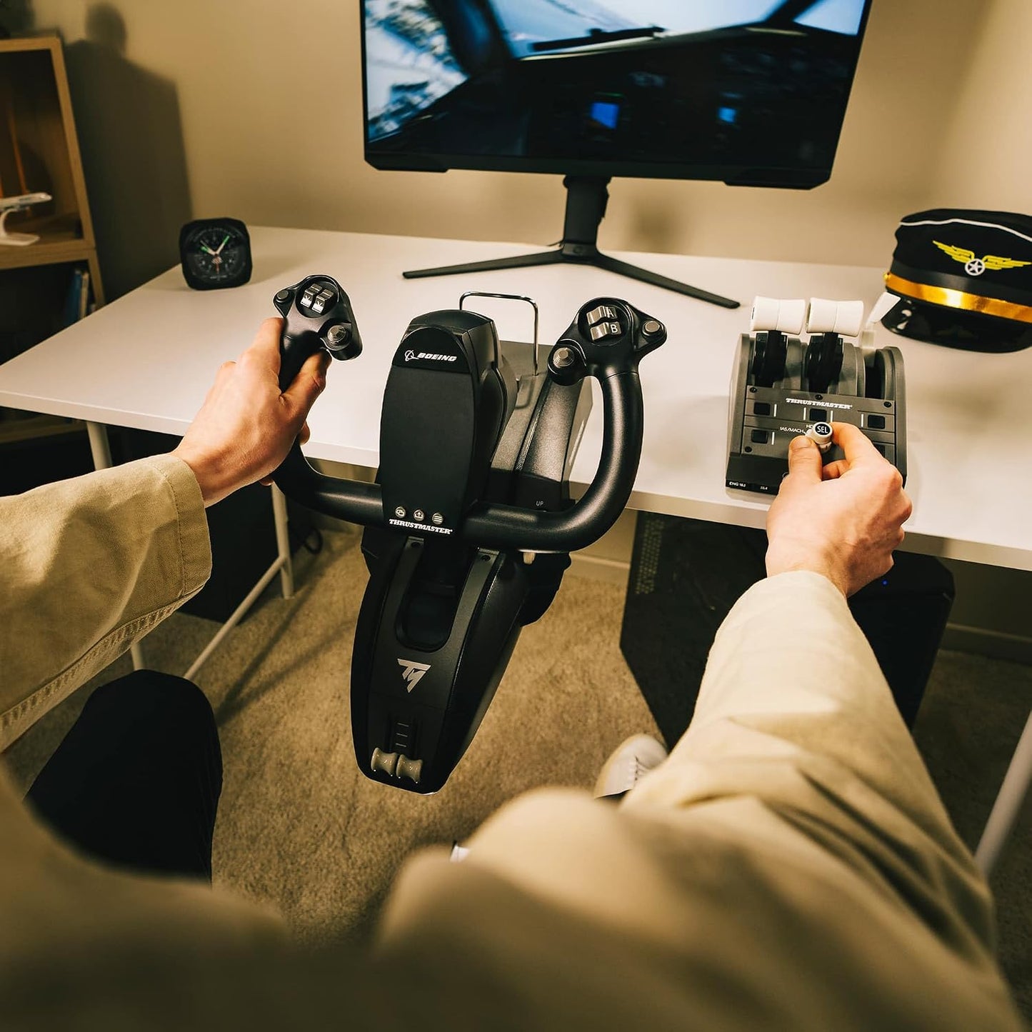Thrustmaster TCA Yoke & Quadrant Boeing Edition Flight Pack - XBOX & PC | 787 Dreamliner replica, pendular motion, throttle unit with autopilot, metal build, 35 action buttons, 2 extra axes, for MSFS