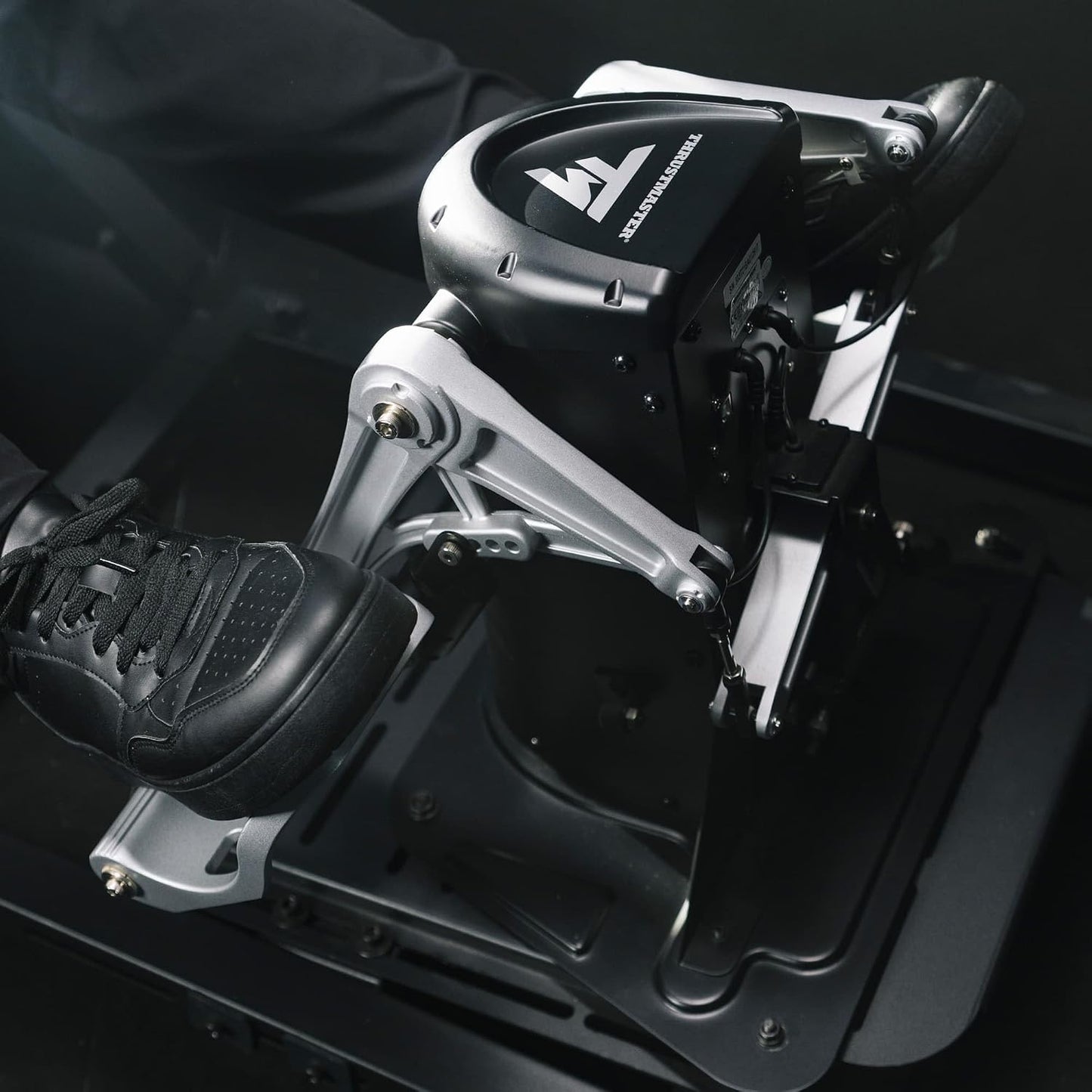 Thrustmaster TPR Rudder Pedals, Flight Simulator Rudder Control - PC | Pendular suspended mechanism, H.E.A.R.T magnetic sensors, adjustable spring resistance, frictionless, precise yaw response