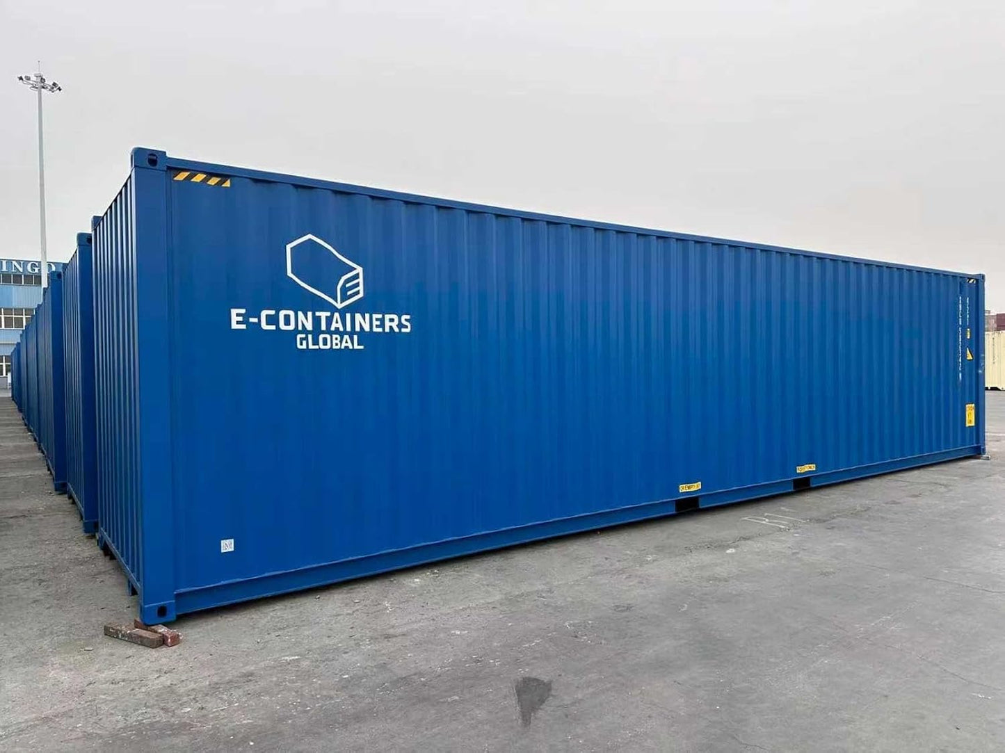ECONTAINERS New 40HC Dry Shipping Container