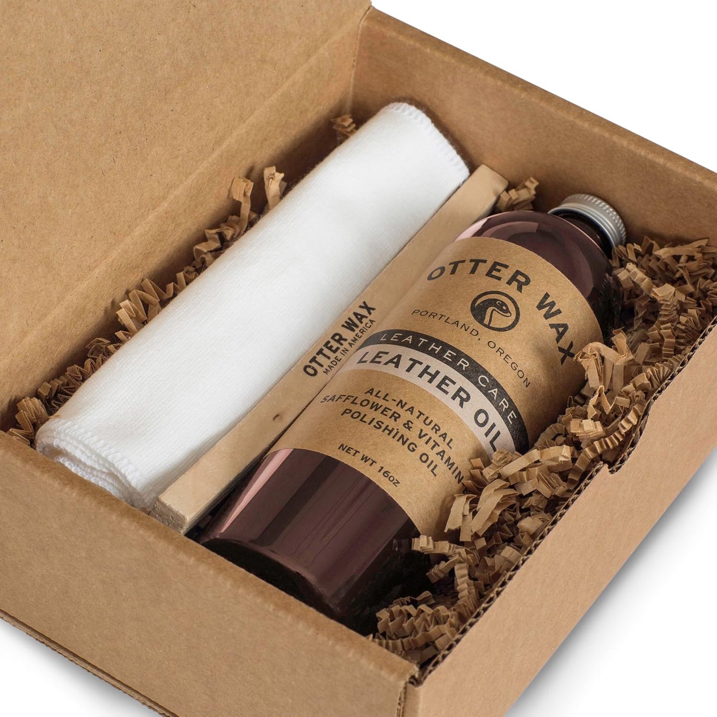 POLY & BARK 3-Piece Leather Care Kit – Otter Wax Leather Oil (16oz), Flannel Buffing Cloth & Horsehair Brush – All-Natural Leather Conditioner & Polish for Sofas, Chairs, Boots, and Bags