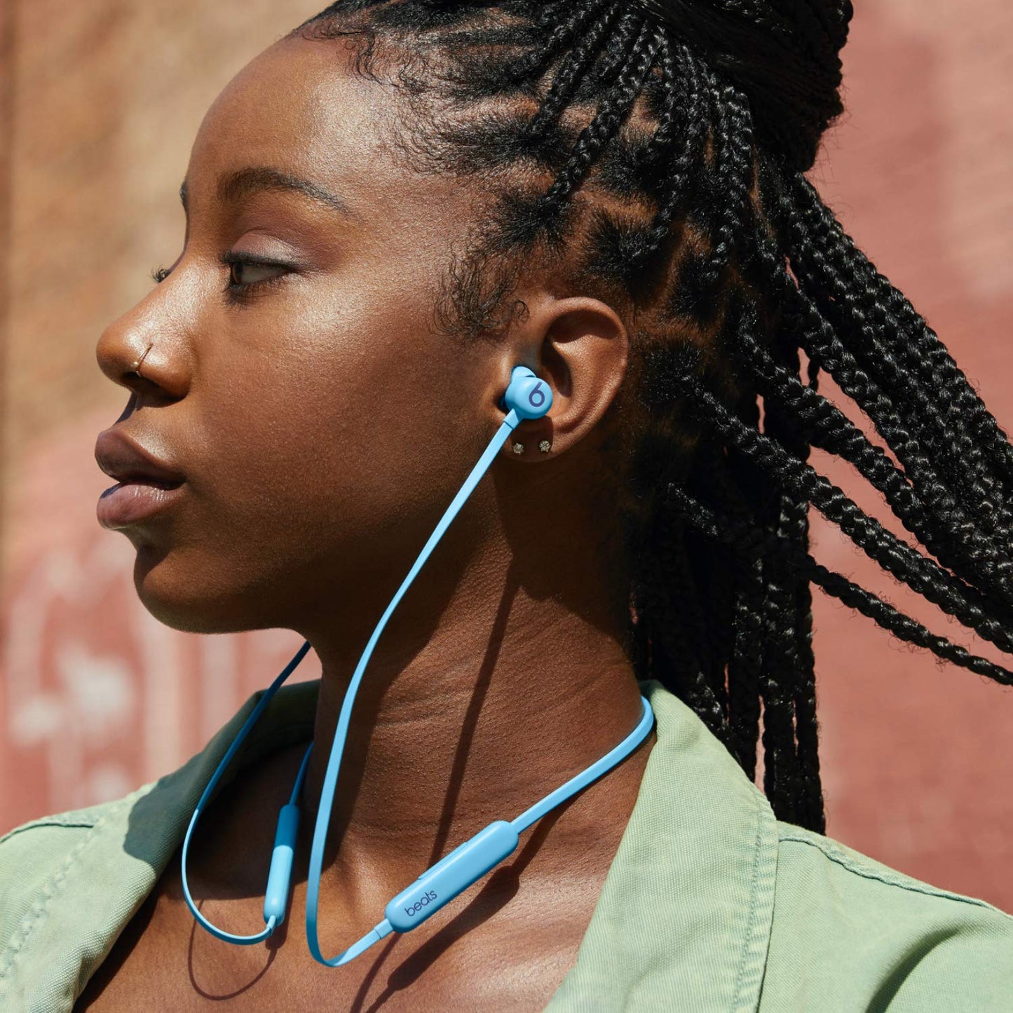 Beats Flex Wireless Earbuds - Apple W1 Headphone Chip, Magnetic Earphones, Class 1 Bluetooth, 12 Hours of Listening Time, Built-in Microphone - Black
