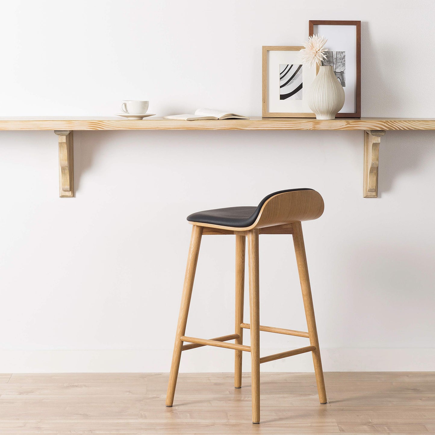 Notello Leather Counter Stool in Oak