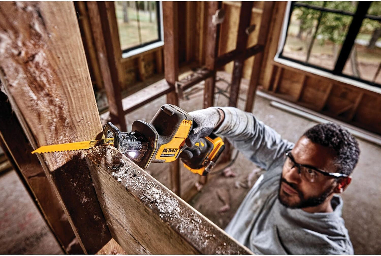DEWALT ATOMIC 20V MAX* Reciprocating Saw, One-Handed, Cordless, Tool Only (DCS369B)