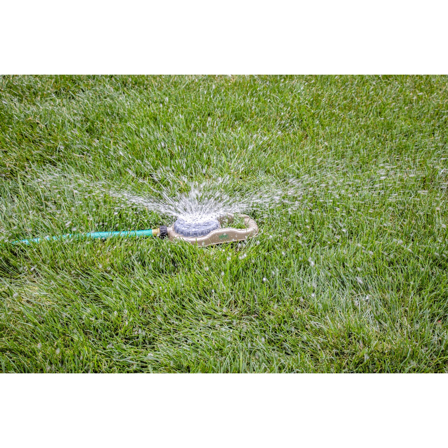 Metal 8-Pattern Lawn Sprinkler on Weighted Base | 28515