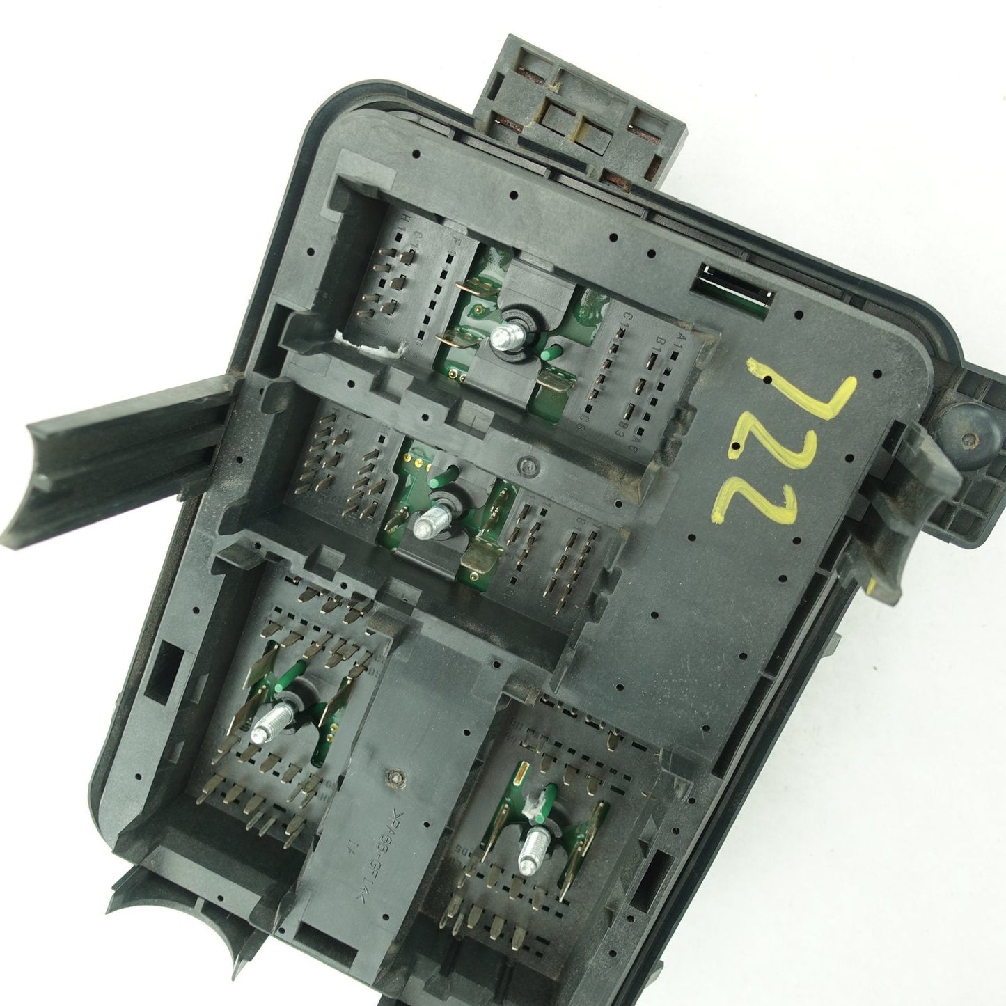 2011 2012 Chevrolet Equinox Fuse Box Block Relay Power Distribution Module