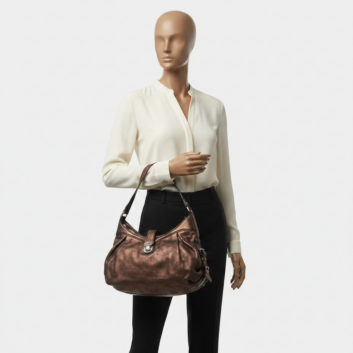 Louis Vuitton Mahina XS · Mordore