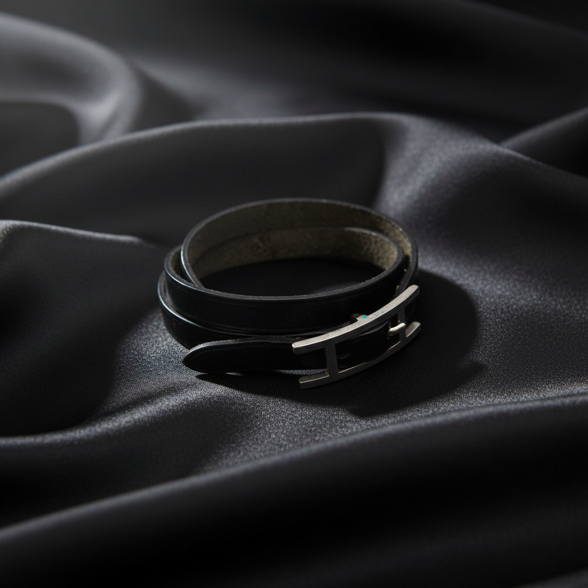 Hermès Hapi · 4-Row Leather Bangle