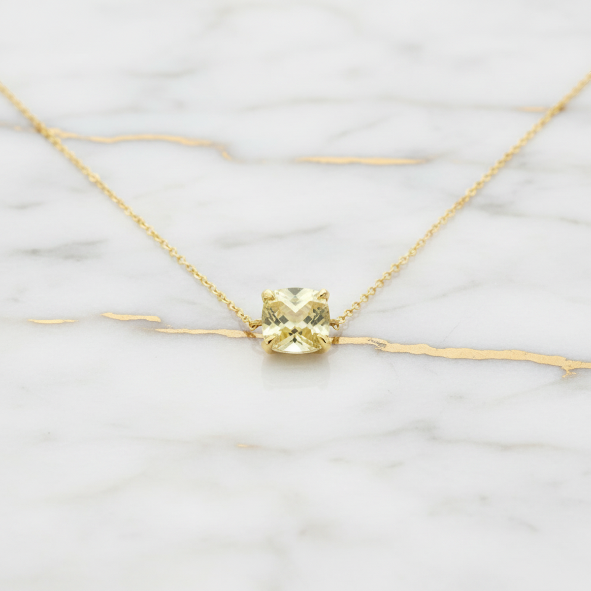 Tiffany Sparkler · 18K Yellow Gold · Quartz