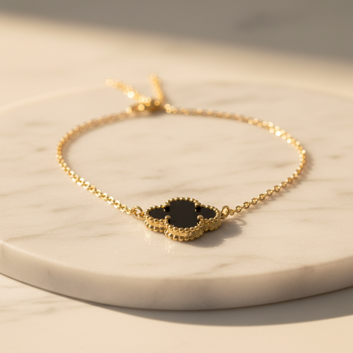 Van Cleef & Arpels Vintage Alhambra · Onyx