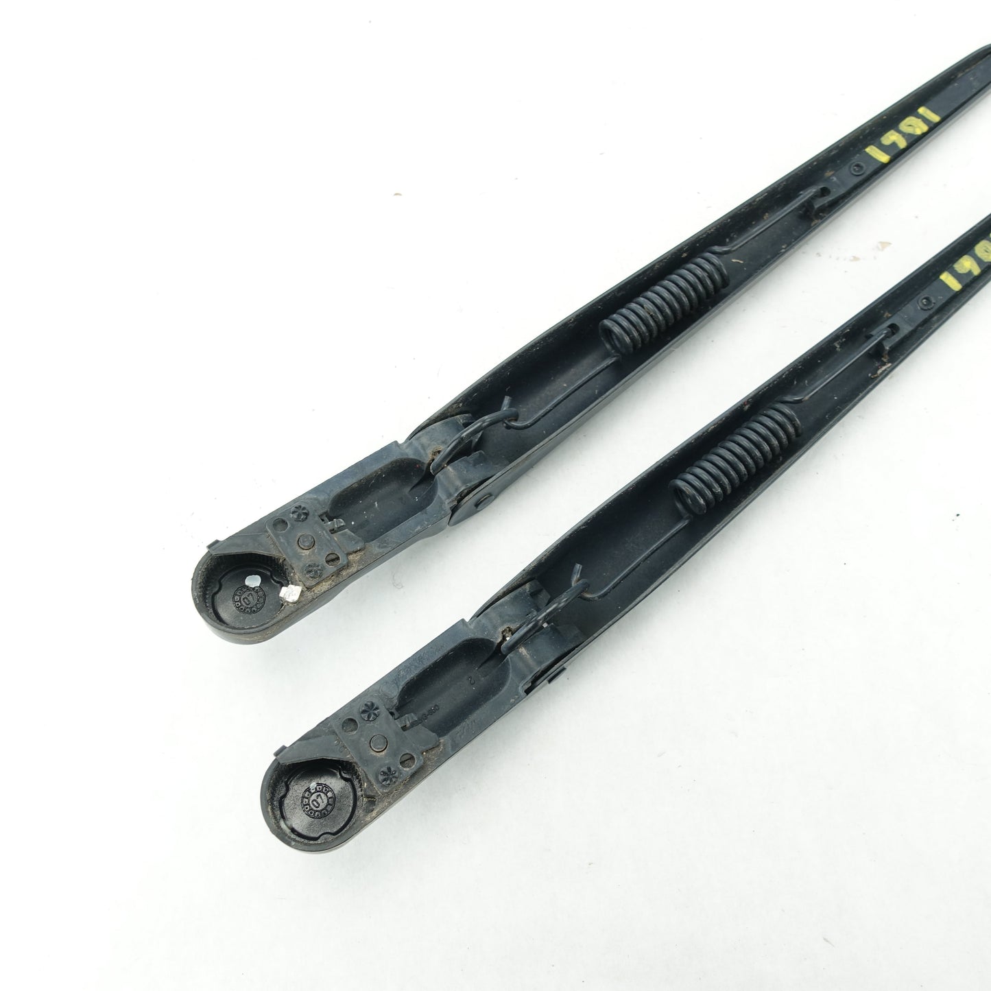 2011 2012 2013 2014 2015 Ford F250 F350 Windshield Wiper Arm Arms Left Right Set